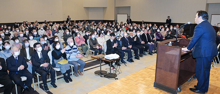 党石川県本部の復興創生大会であいさつする赤羽副代表＝26日　金沢市