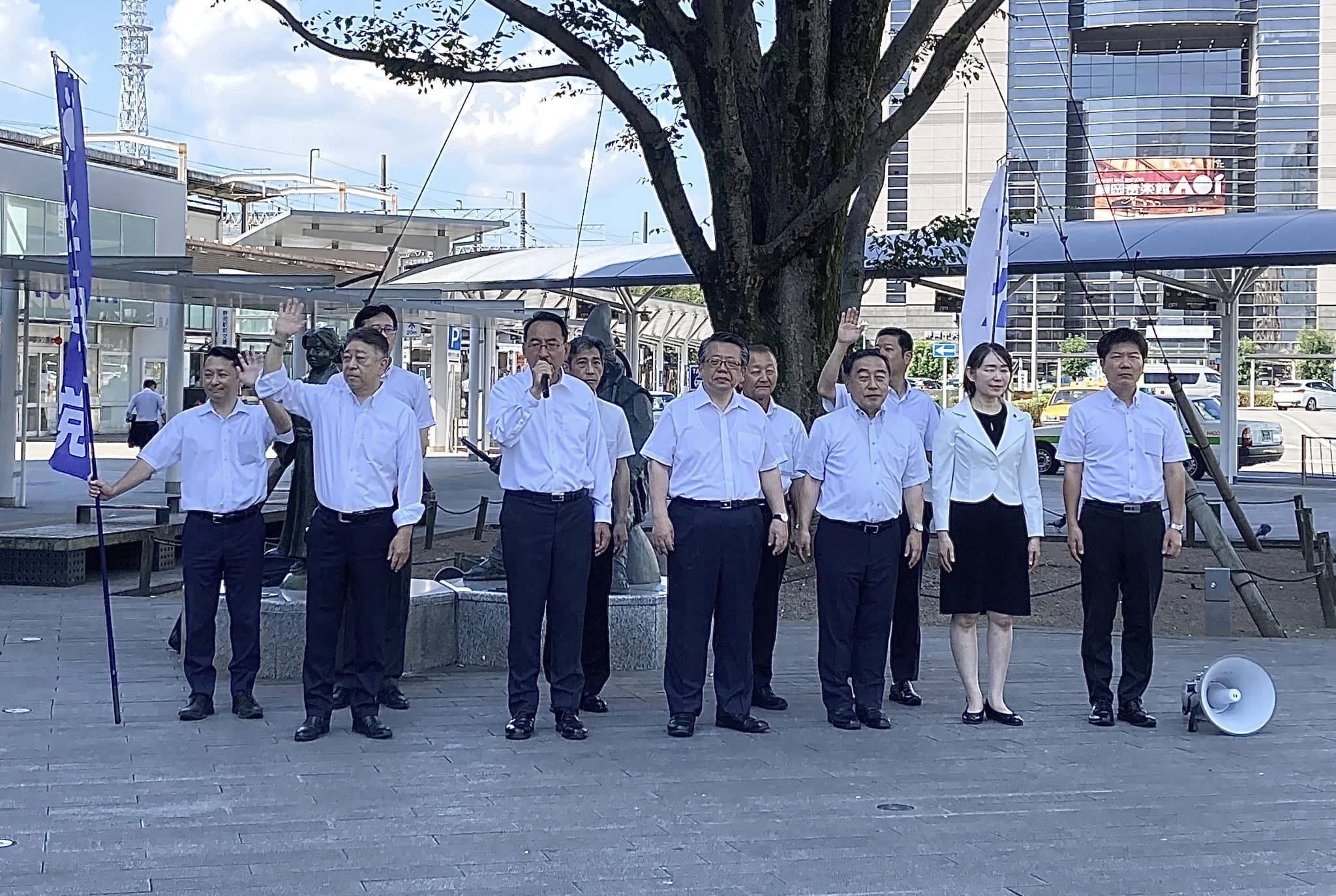 静岡駅、浜松駅前で終戦記念街頭