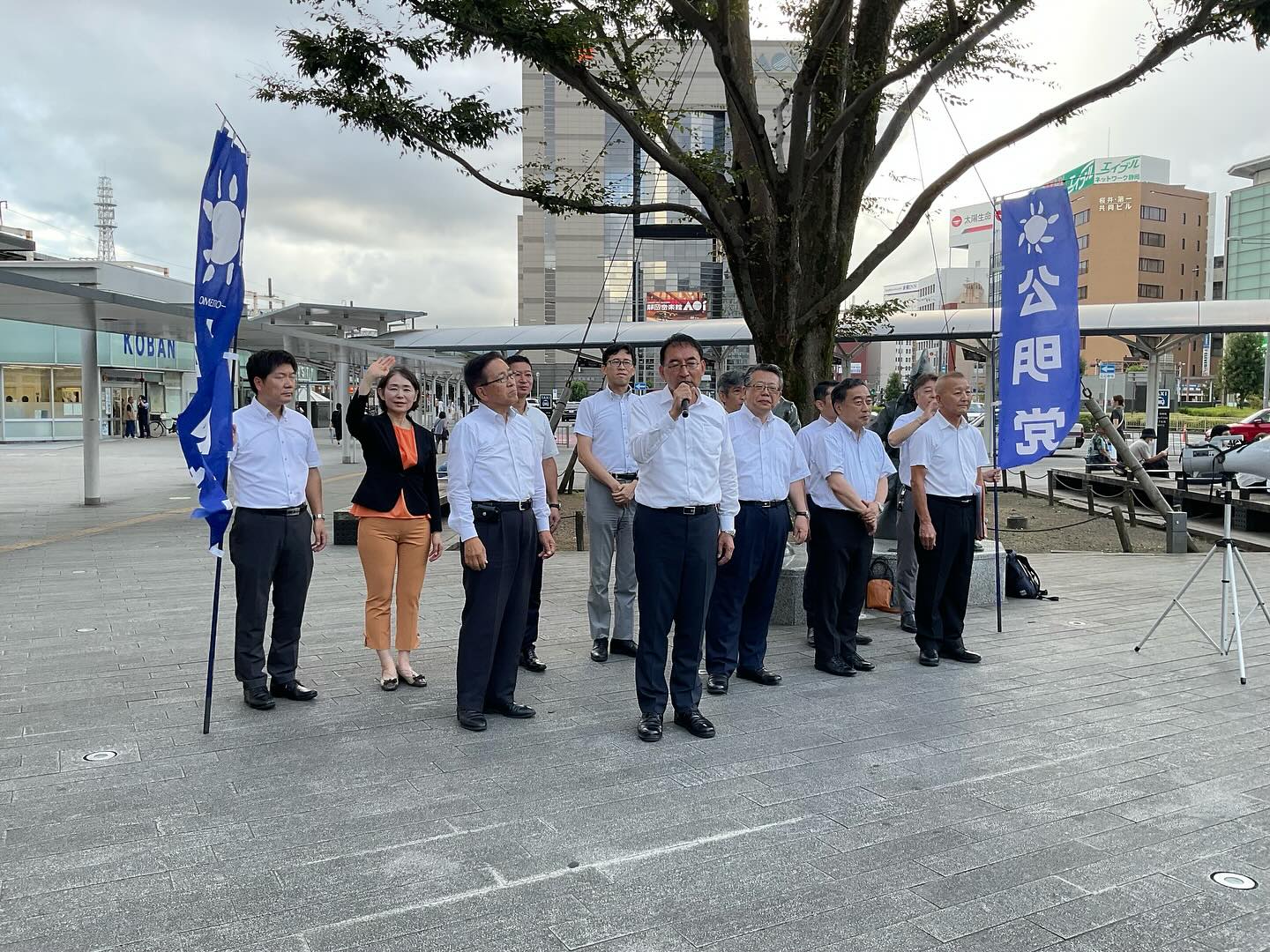 静岡市、焼津市、藤枝市、島田市、吉田町の合計9箇所で街頭演説