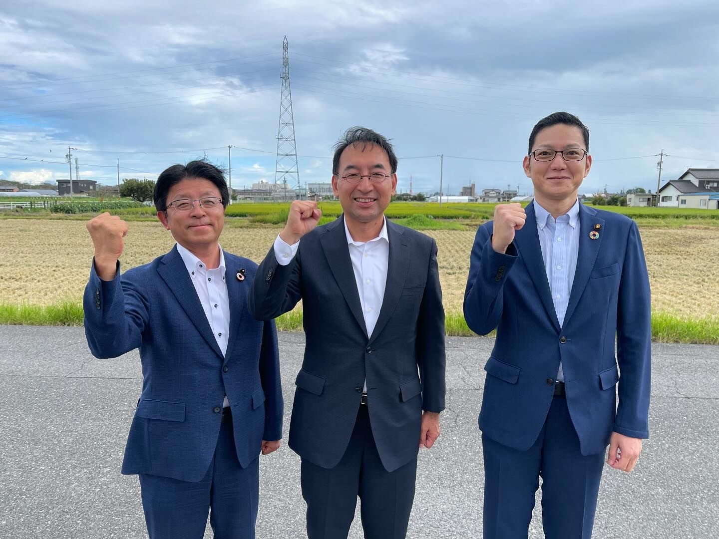 岐阜県の 水野吉近 県議、大垣市の 梅崎弦一 市議と一緒に企業訪問