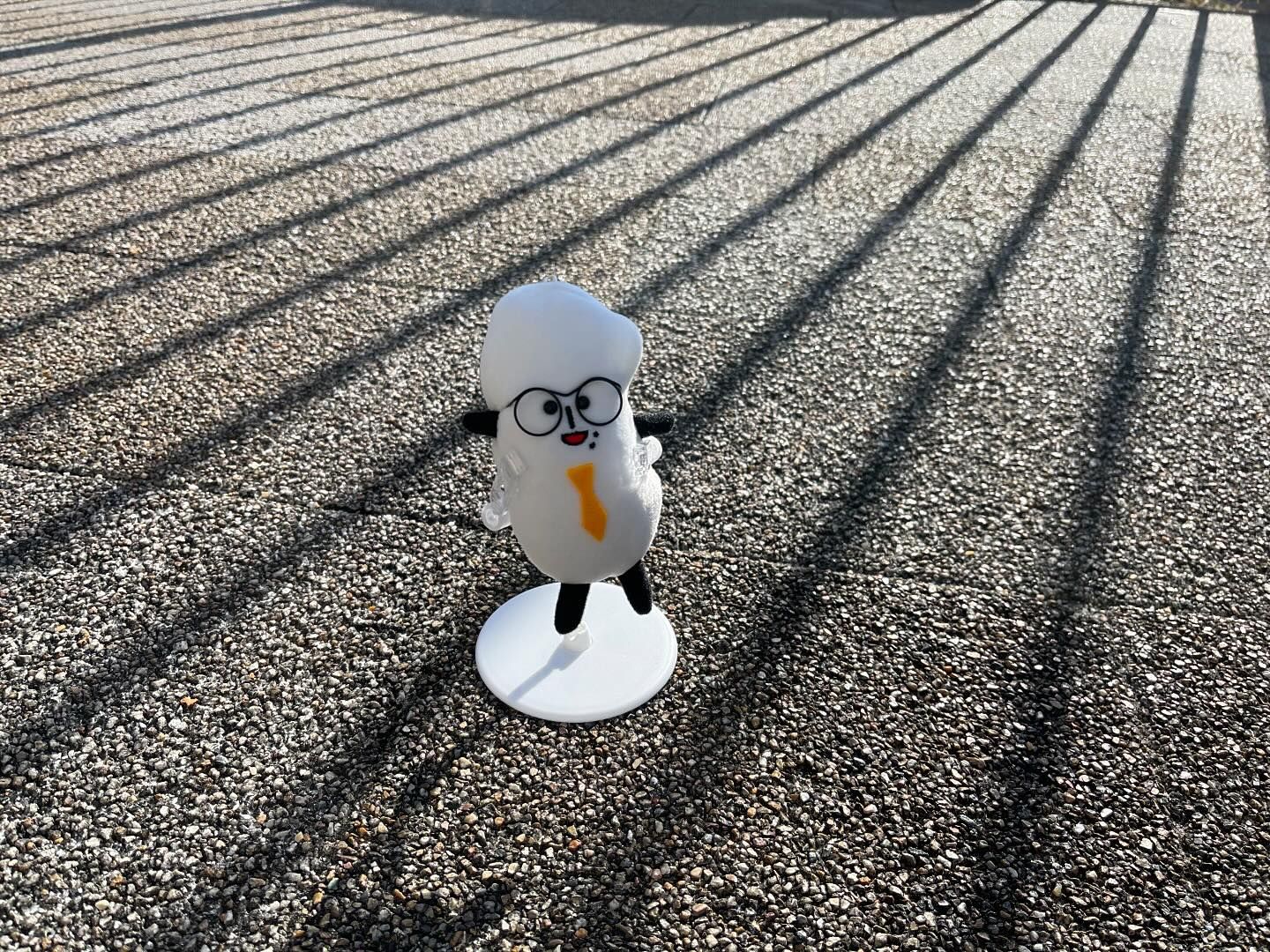 山梨渉 市議と共に、恒例の清水駅西口前での金曜日の街頭演説