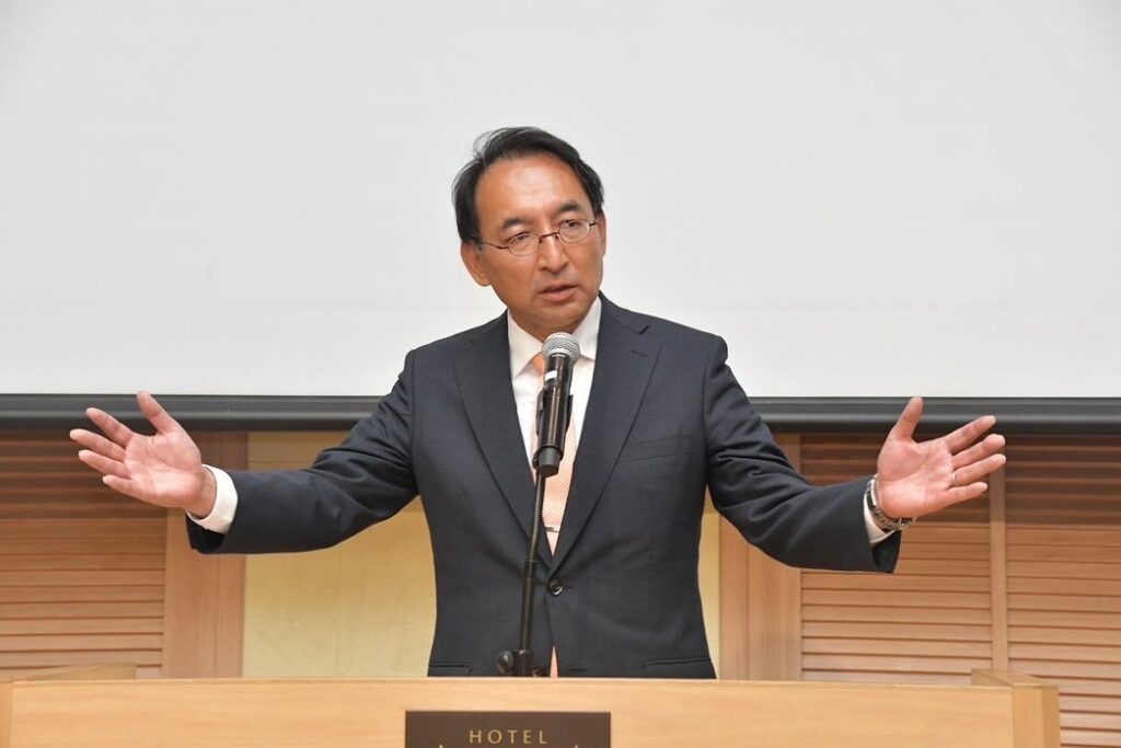 ホテルアソシア静岡で演説会