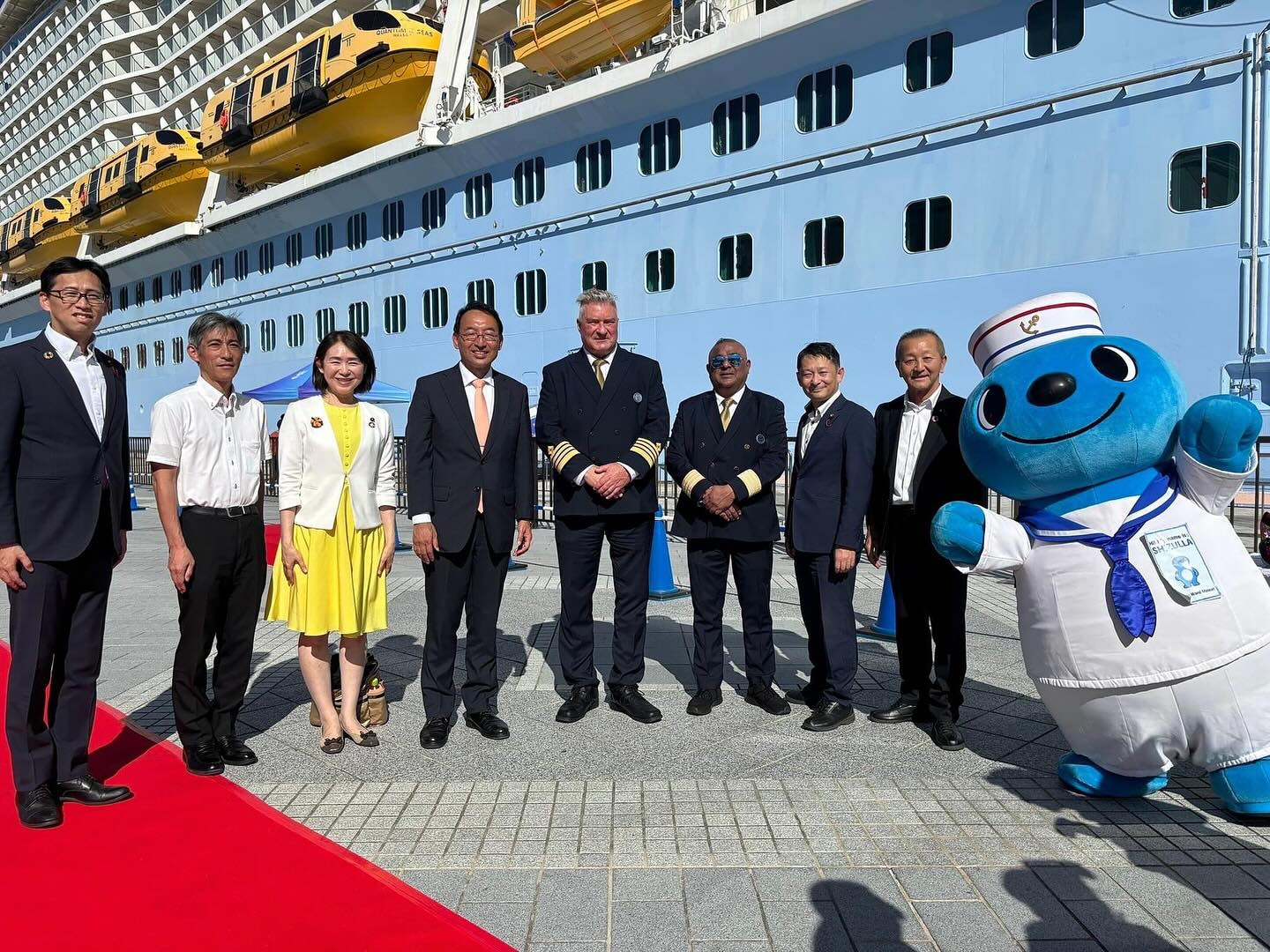 清水港に過去最大級の客船「クァンタム・オブ・ザ・シーズ」が寄港