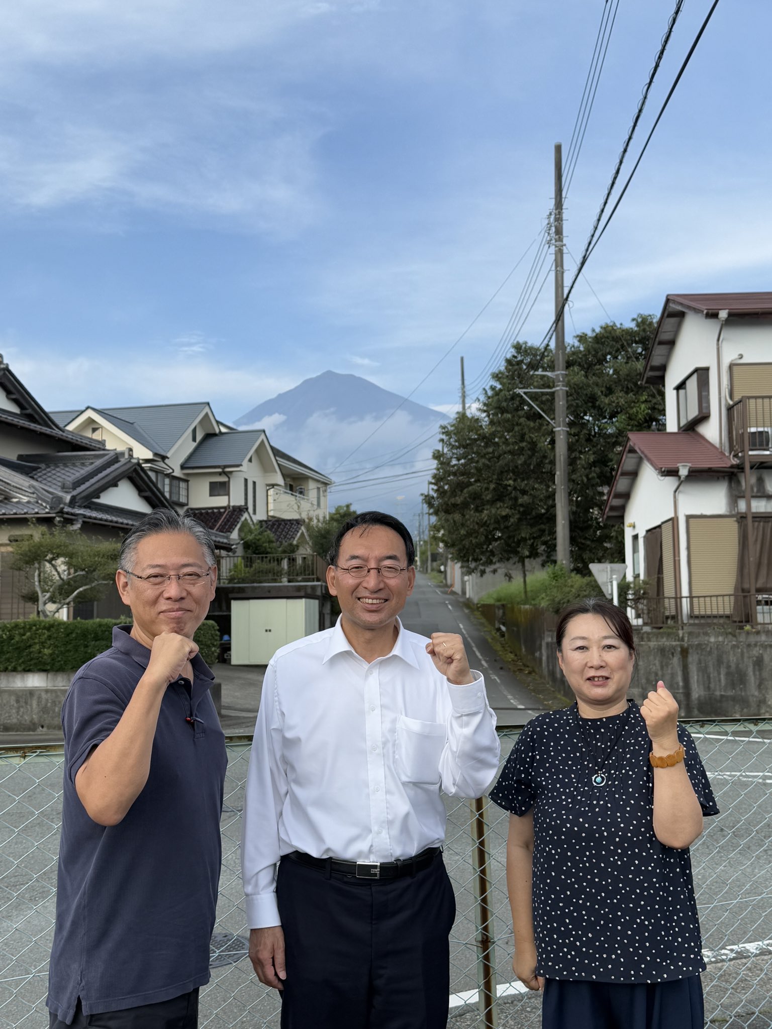 斉藤和文市議、山藤陽子市議とともに、富士宮市内でご挨拶