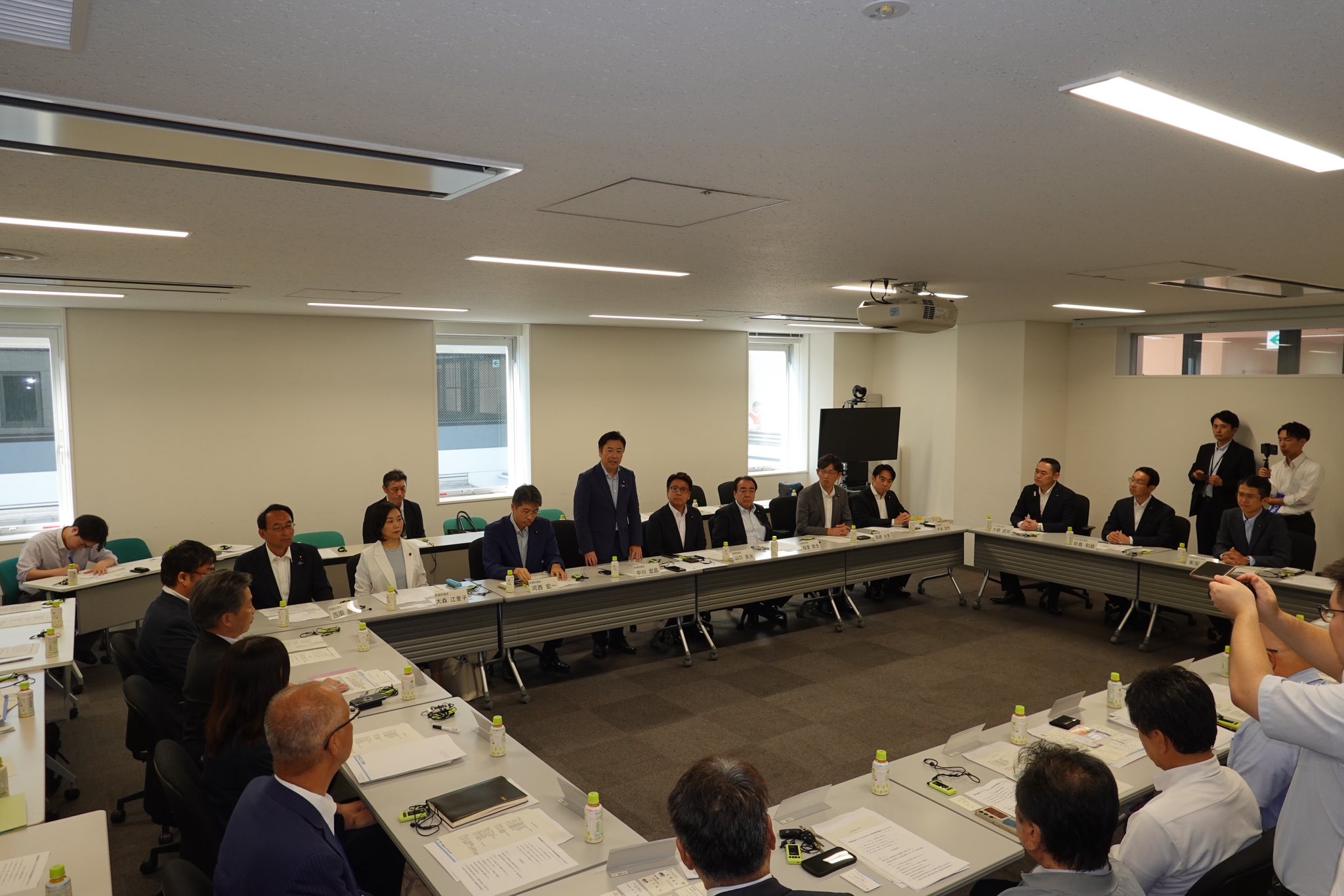 公明党国土交通部会の一員として、羽田空港における白タク行為の実態を確認