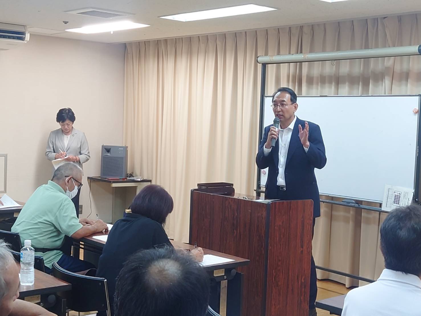 天竜支部会には黒田ゆたか市議、幸田えり子市議、山崎とし子市議と