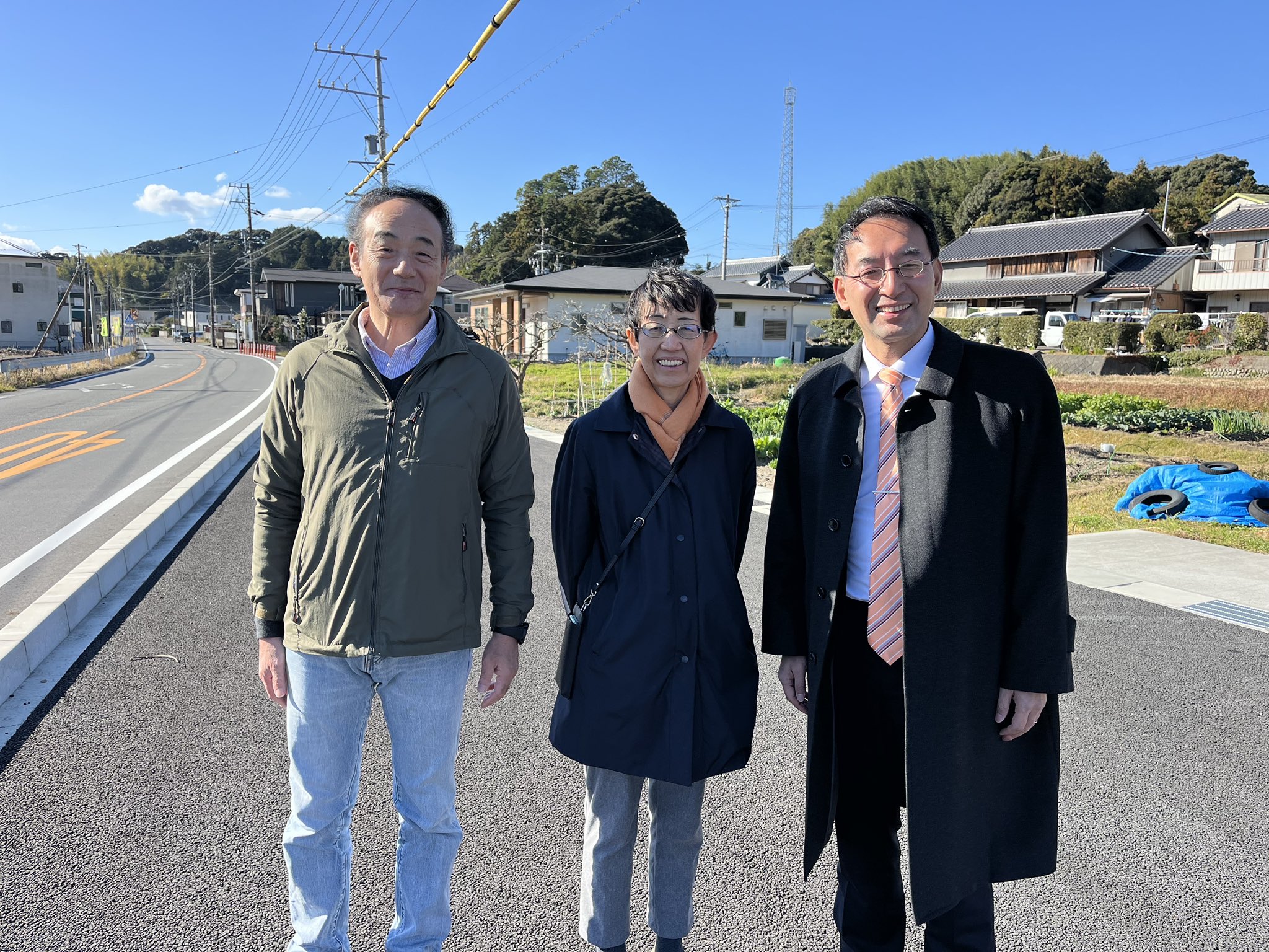 織部ひとみ 市議とともに菊川市内を回り、さまざまなご要望を伺いました。