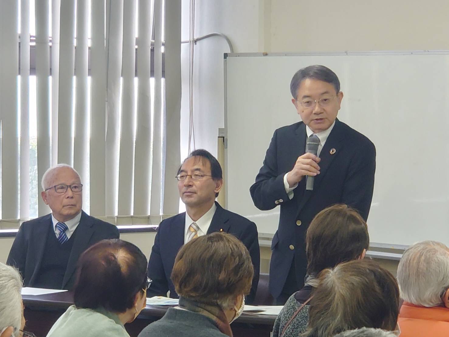 中野祐介市長がご挨拶