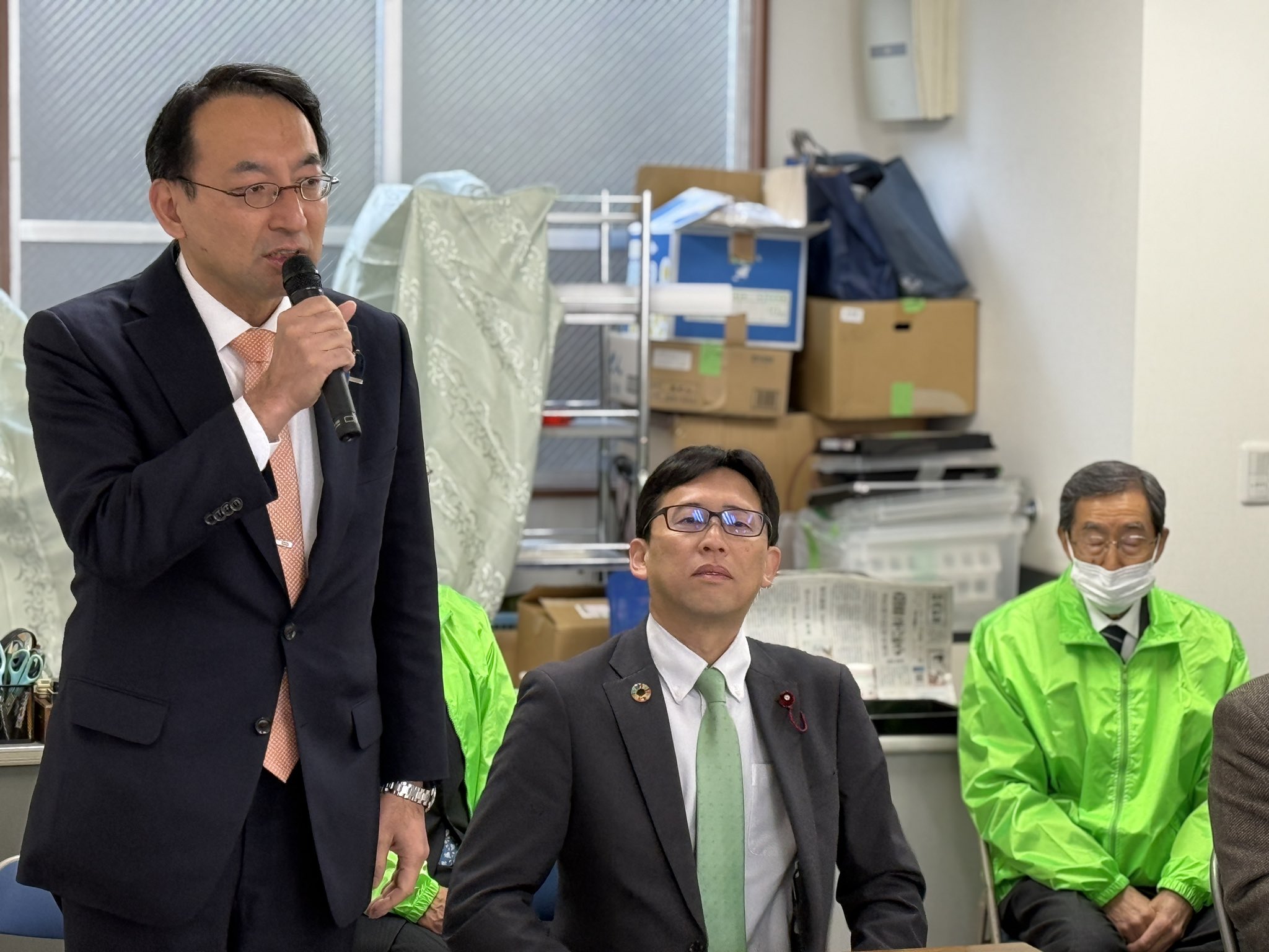 3月23日の静岡市議選に3期目に挑戦する長島ごう市議の事務所開き