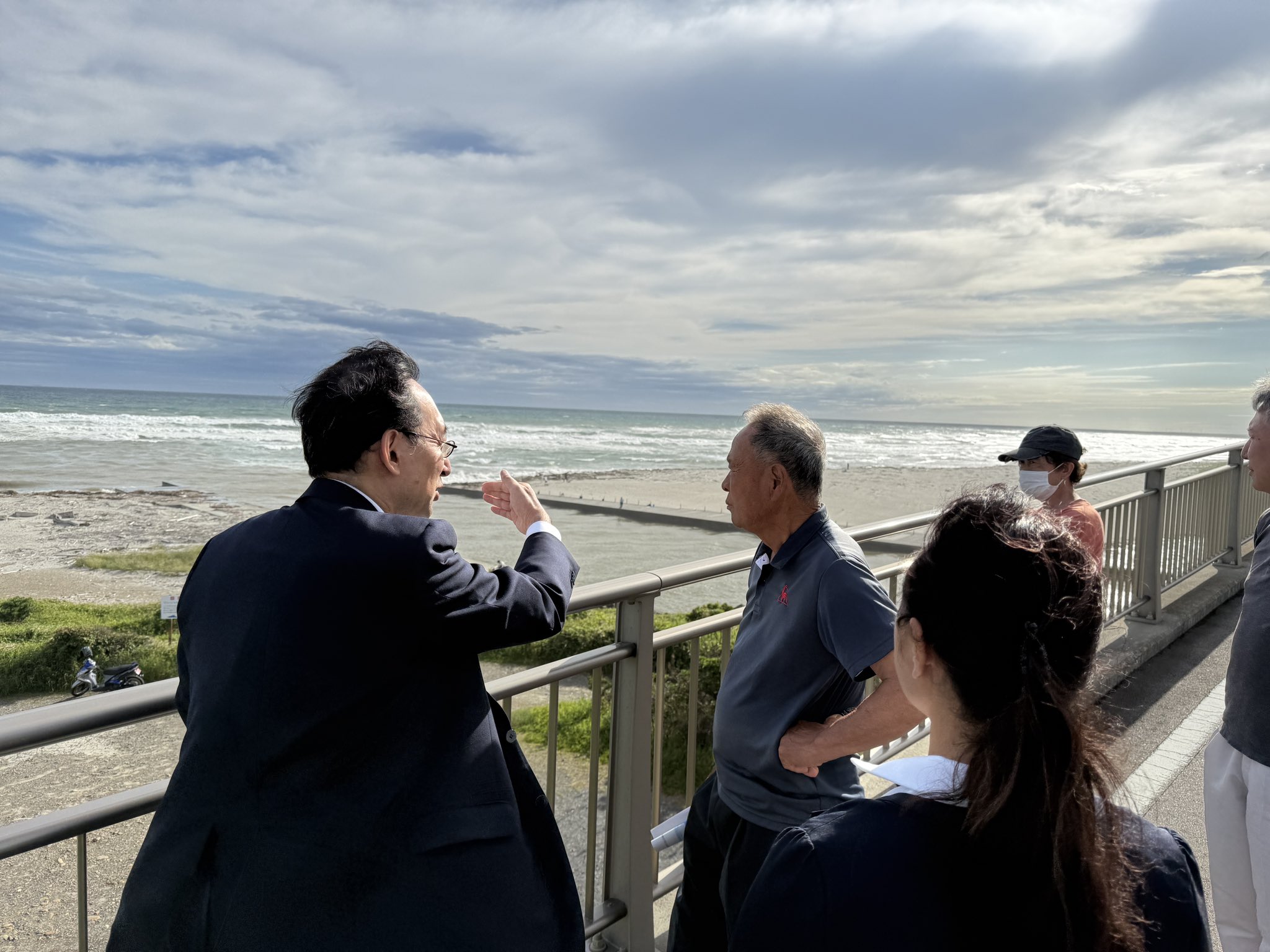 菊川河口部のを地元の漁業協同組合の皆様と状況確認