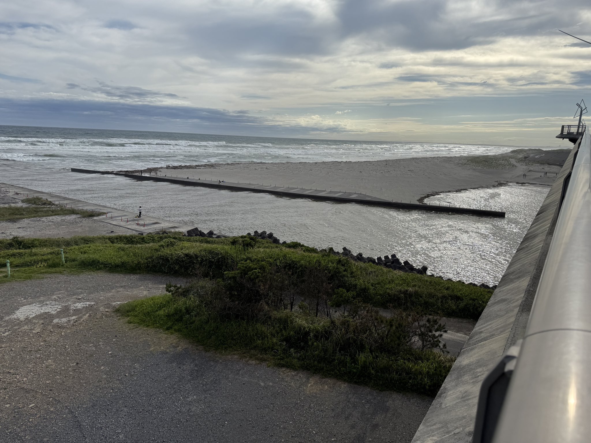 菊川河口部のを地元の漁業協同組合の皆様と状況確認