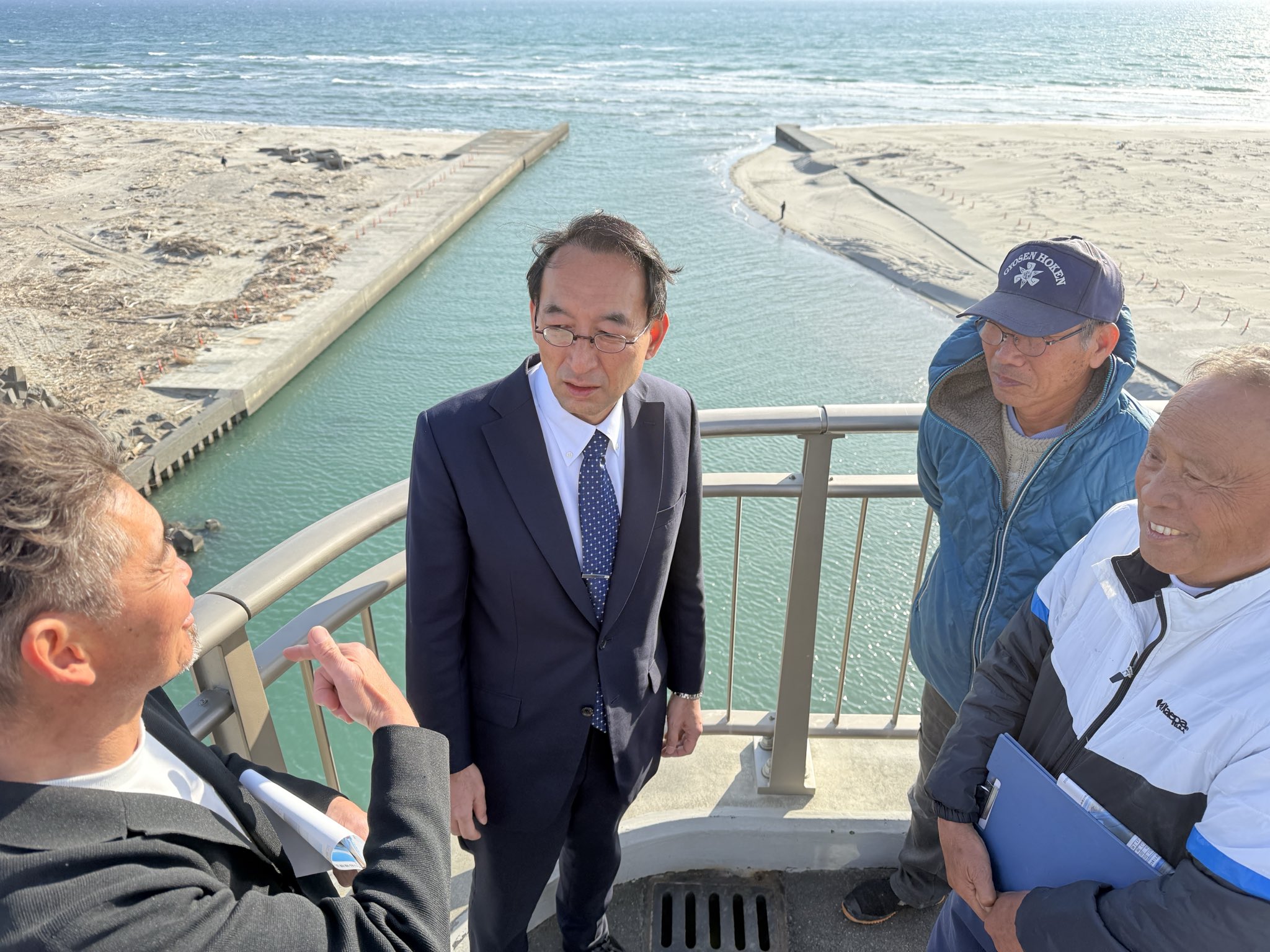 菊川河口部の堆砂状況を確認