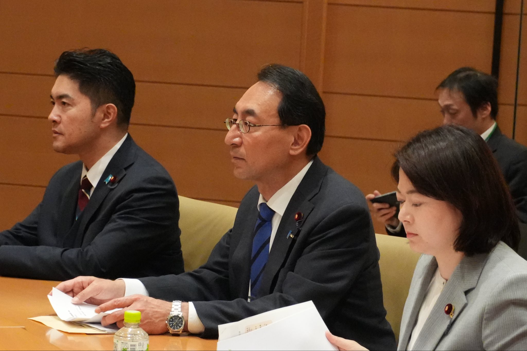 子どもの貧困対策推進議員連盟総会が開催