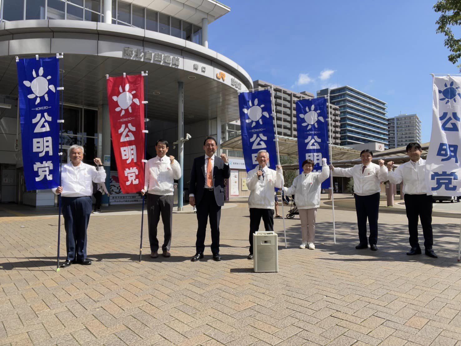 鈴木浩己 市議、川島要 市議、大石保幸 市議、山本信行 市議、大関衣世 市議、松下定弘 市議と一緒に、焼津市、藤枝市、島田市、牧之原市で街頭演説