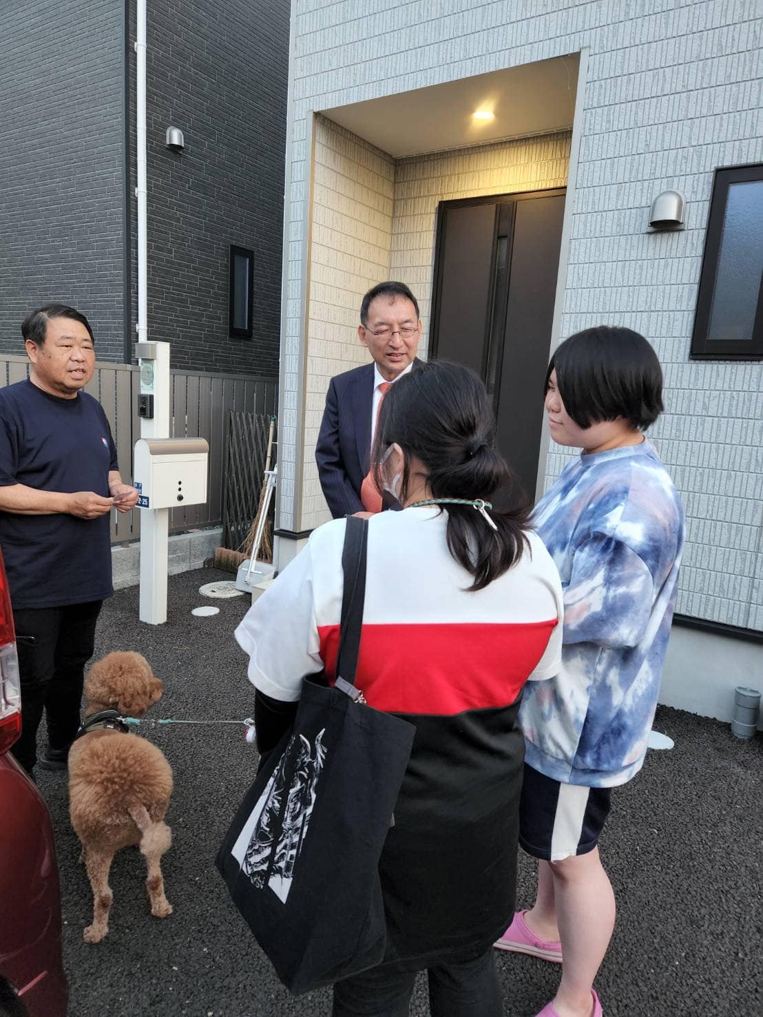 青年世代からは、大学の授業料無償化など、様々なご要望を伺いました