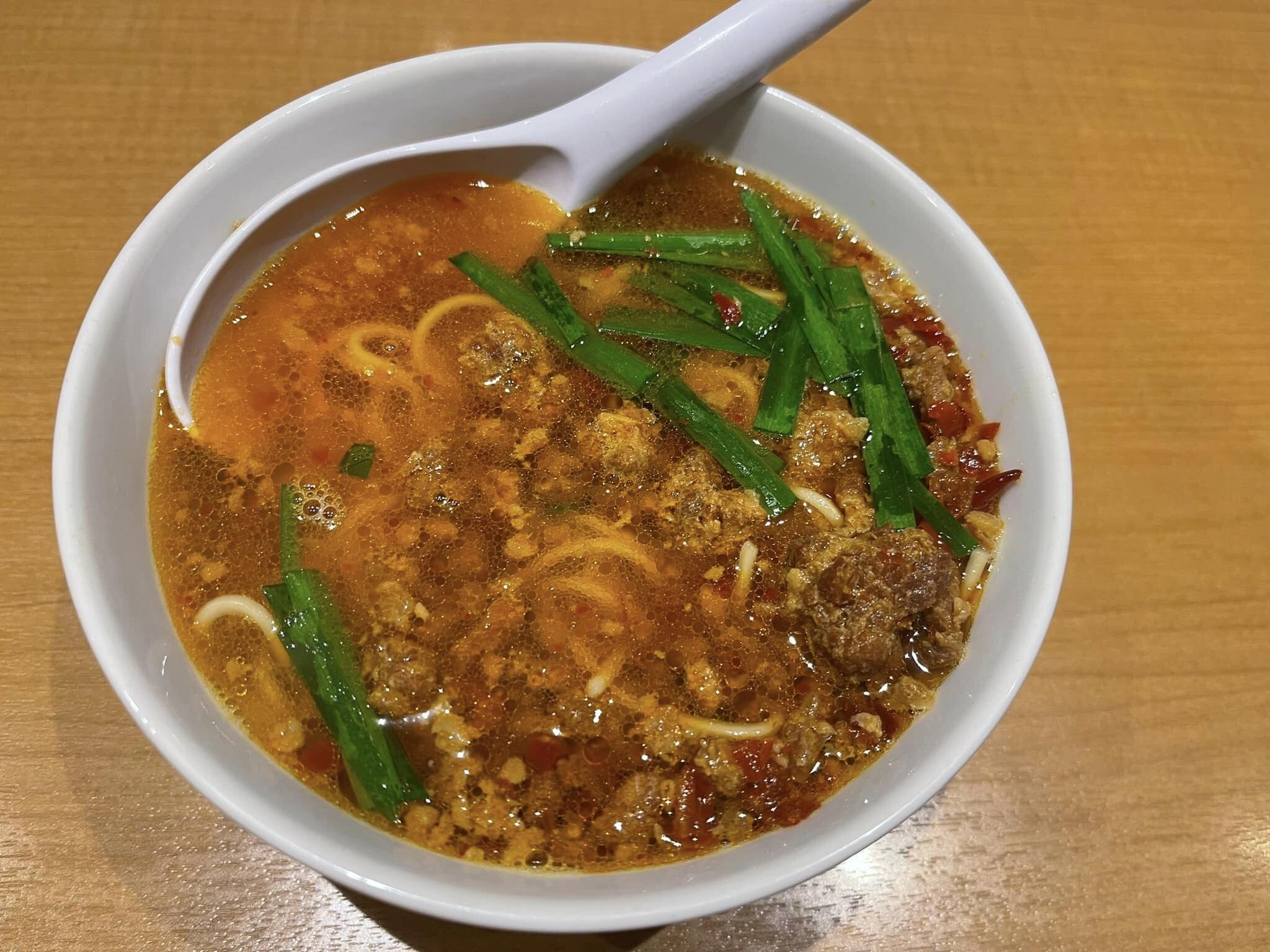 昼食は、名古屋名物の台湾ラーメン
