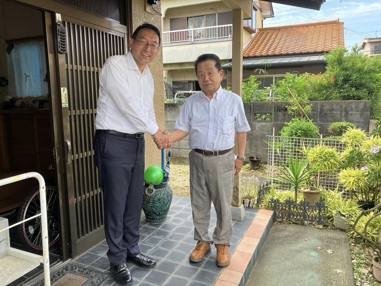 山本行男市議と一緒に掛川市を回りました