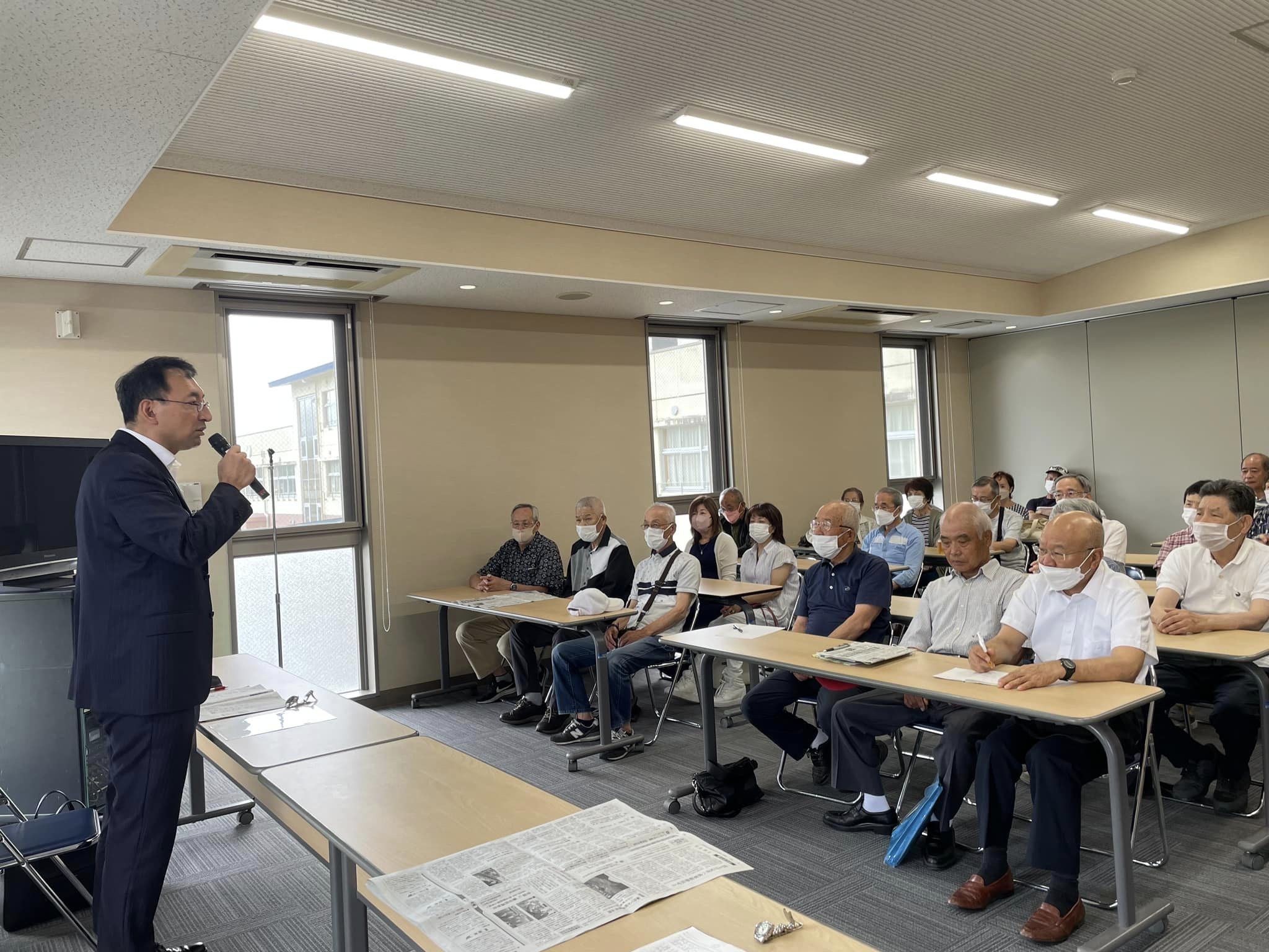 大関衣世市議と一緒に、島田市の公明党支部会でご挨拶