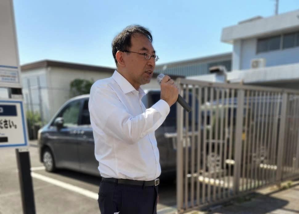 盛月寿美県議と一緒に、清水駅西口前で街頭演説