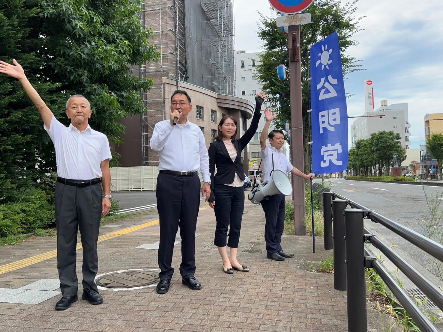 清水駅西口前で街頭演説