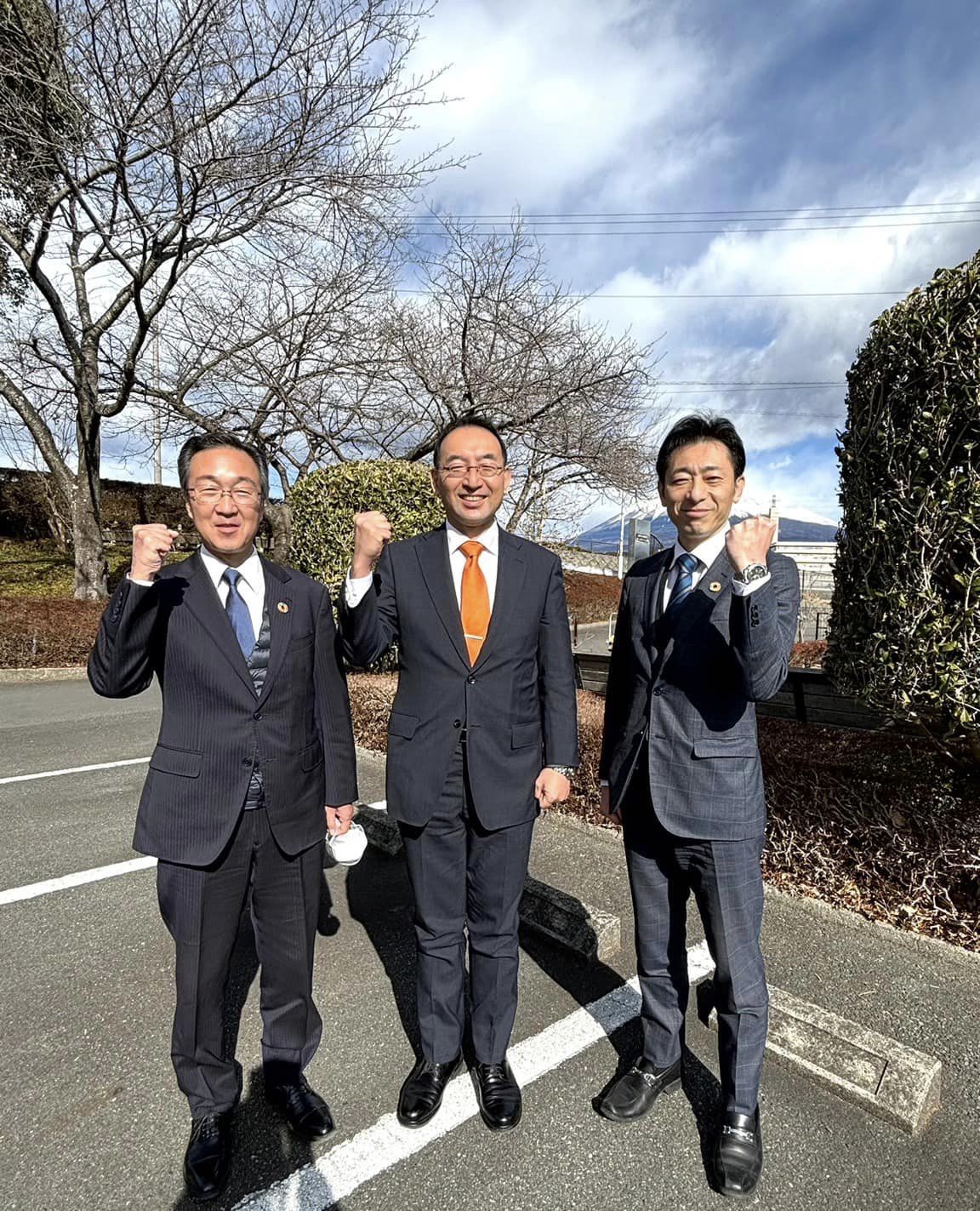 早川育子 県議、望月昇 市議、井出晴美 市議、萩野基行 市議と一緒に、富士市内を回りました