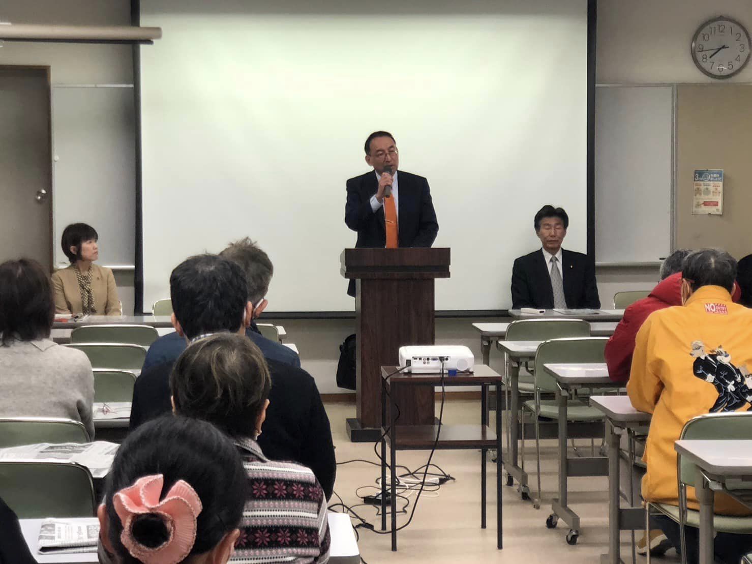 長沢正 市議、篠原峰子 市議、竹本力哉 市議、栗原京子 東伊豆町議と一緒に伊東市内を回り、観光地が抱える様々な課題をお伺いしました