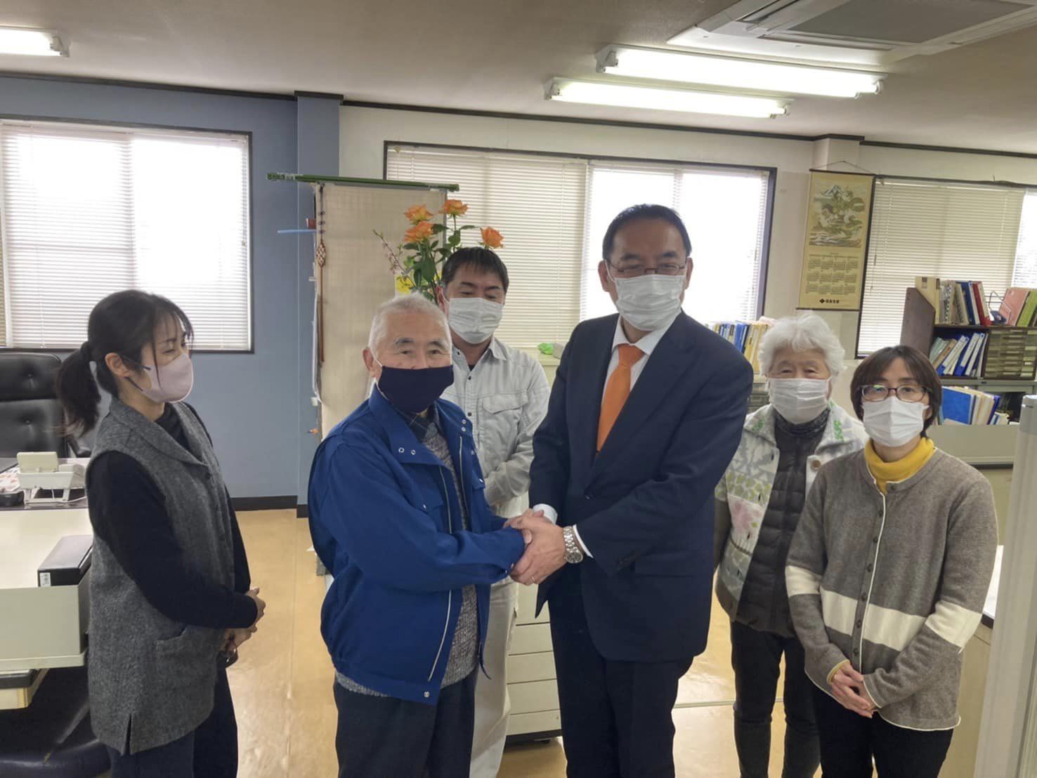 鈴木文子 市議、村田耕一 市議と一緒に三島市を回りました