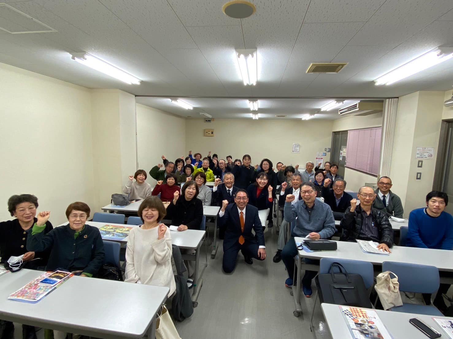 公明党清水第ニ支部の県政・市政報告会に参加