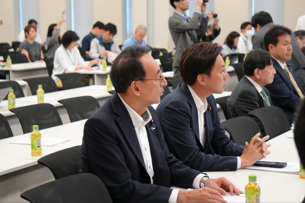 「超党派医療的ケア児者支援議員連盟 第16回総会」が開催され、医療的ケア児支援法の改正に向けて活発な意見交換が行われました