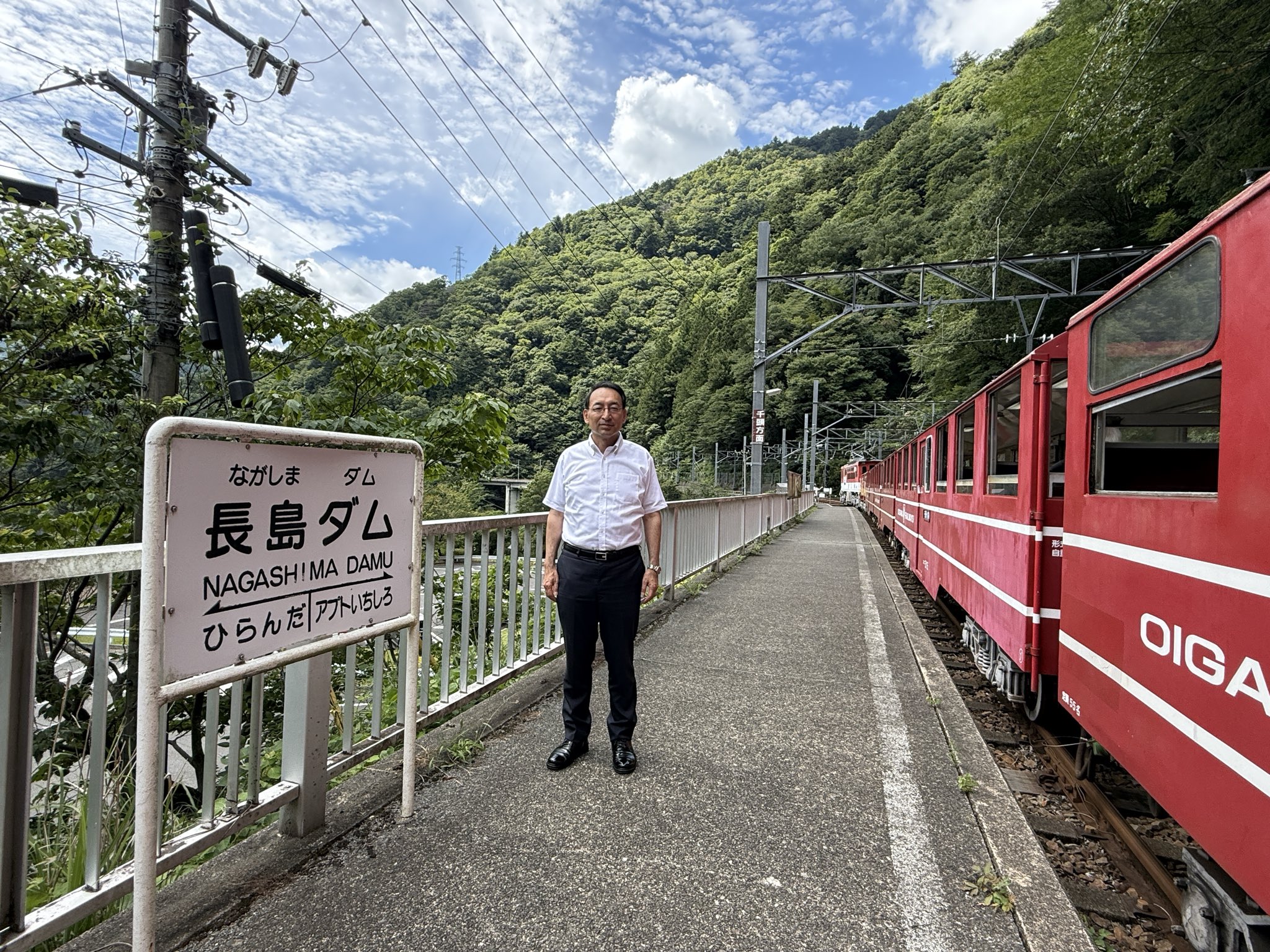 長島ダムに立ち寄り静岡へ戻りました