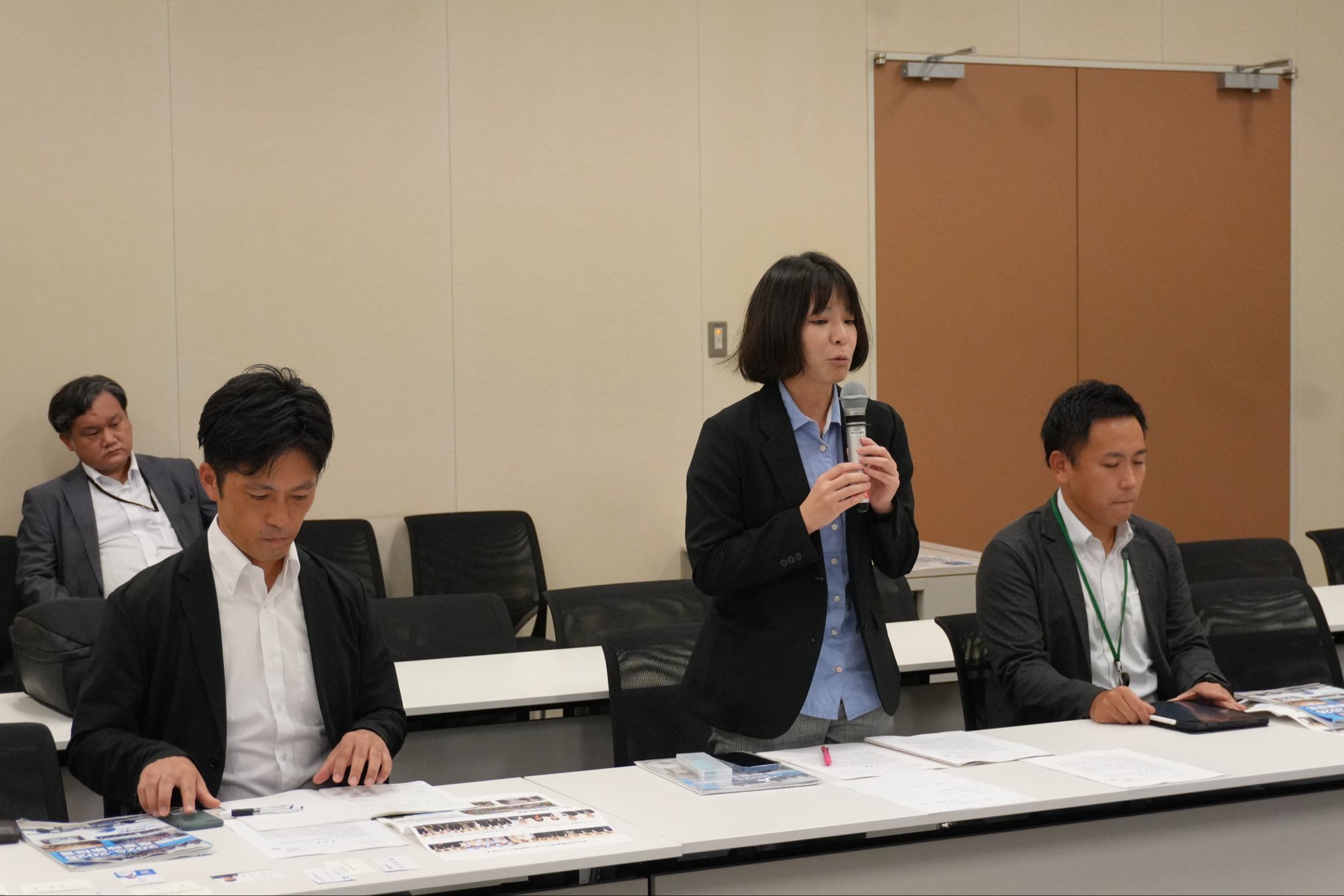 航空連合の皆様から、航空業界で働く方々の現状や課題についてご要望