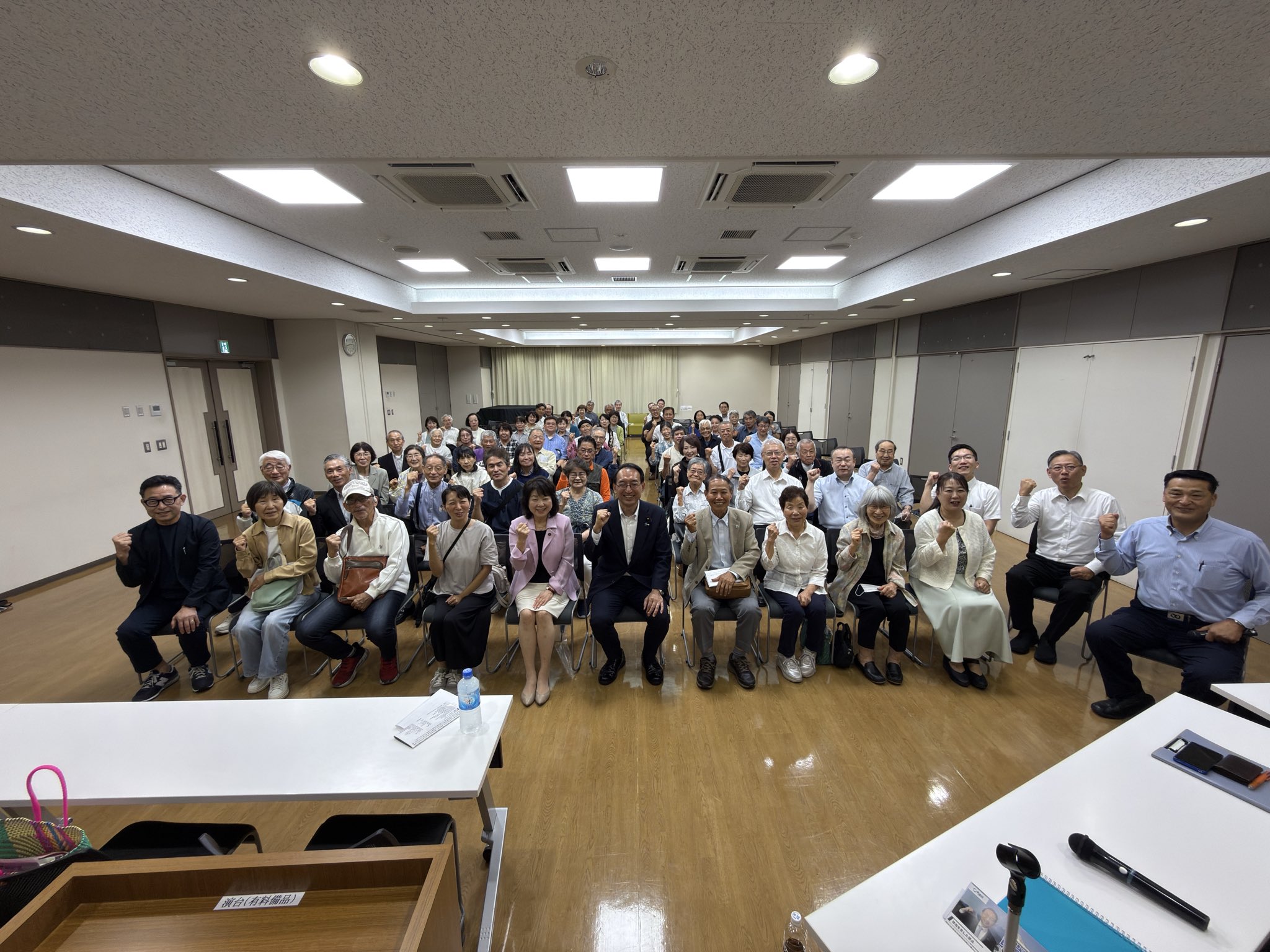公明党富士宮支部会にお招きいただき、早川育子県議、佐野寿夫市議、斉藤和文市議、山藤陽子市議とともに参加