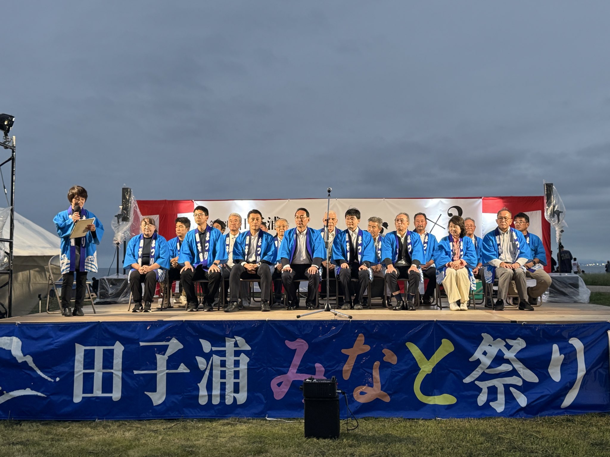 毎年恒例の「田子浦みなと祭り」が盛大に開催され、早川育子県議、萩野基行富士市議とともに参加