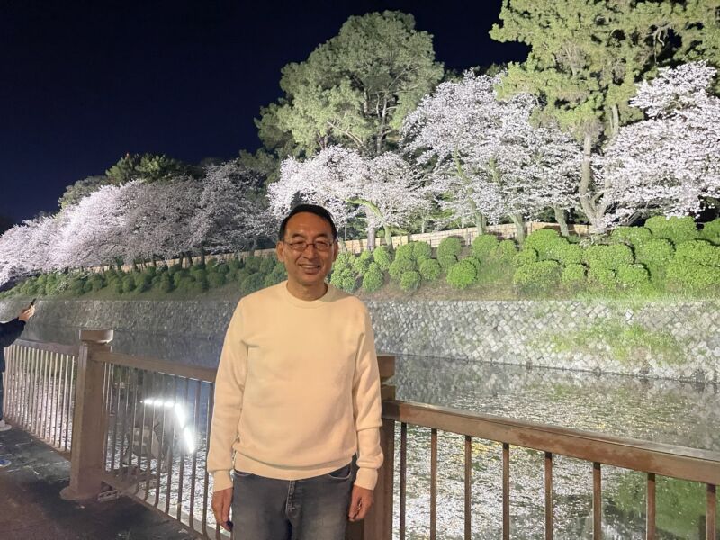 Image for the Tweet beginning: 【静岡まつり】

4月5日、第70回静岡まつりが盛大に開催されました。準備にあたられた皆様に、心より敬意と感謝を申し上げます。

ライトアップされた駿府城公園の桜は、格別の美しさを湛え、多くの来場者を魅了していました。

#静岡まつり
#駿府城公園 